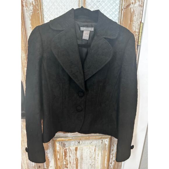 Women Ann Taylor Black Lace Crop Length Jacket, Size 2